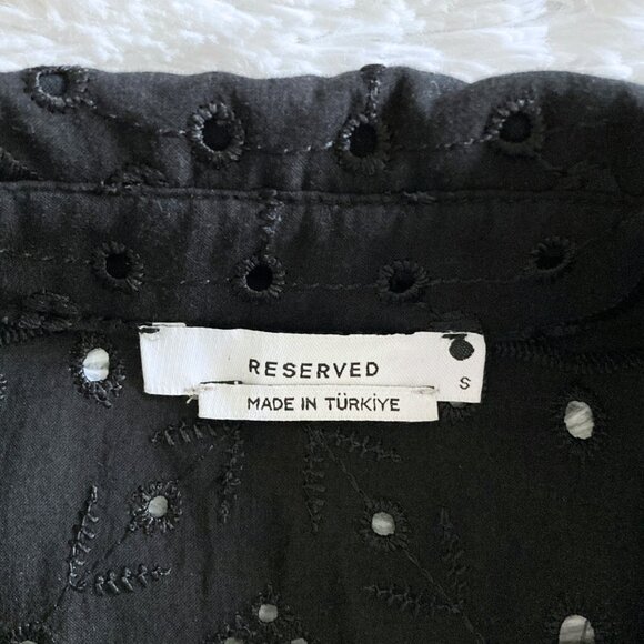 ✨SUMMER SALE✨ Black Oversized Lace Short-Sleeve Top - Small - Picture 4 of 4